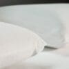 Coixinera Polaris impermeable i freda en color blanc